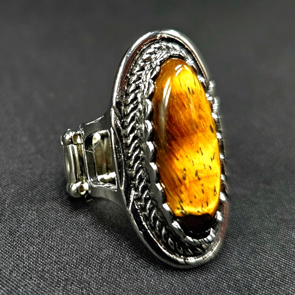🤎'Primal Instincts' Brown Cat's Eye Silver Stretch Ring Paparazzi Accessories🤎